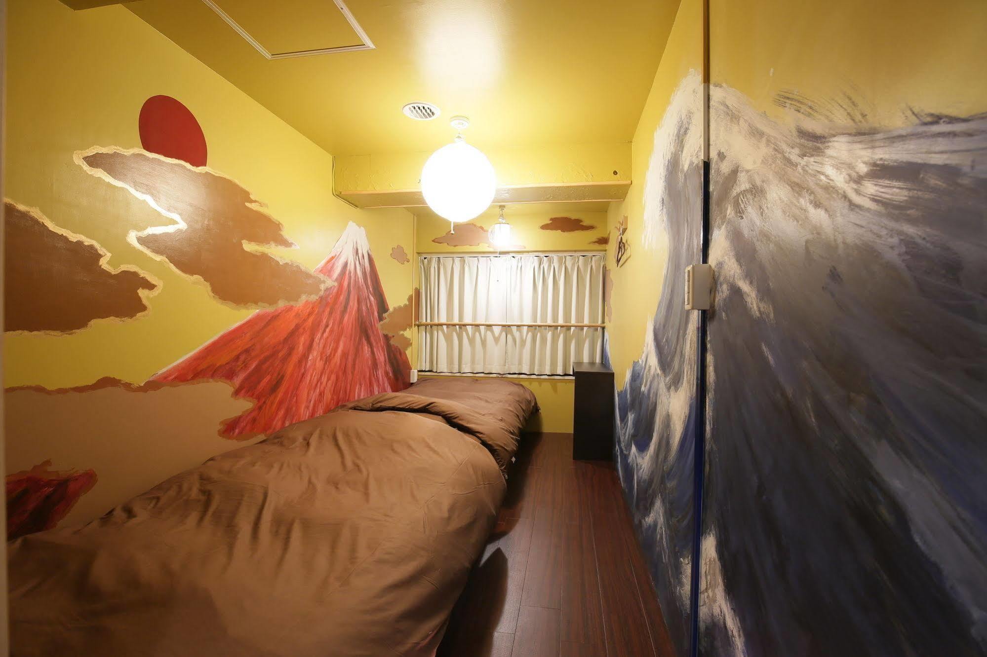 Samurais Hostel Ikebukuro Tokyo Bagian luar foto